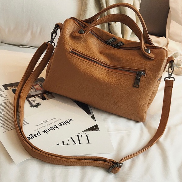 🔄🆕 BRISTOL Vol. 2 Studded Bag - Picture 3 of 8